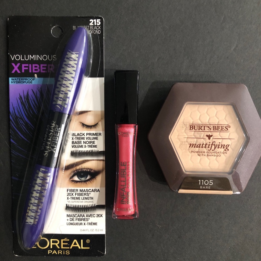 Bundle 3 Mascara Lip Gloss Powder Foundation.